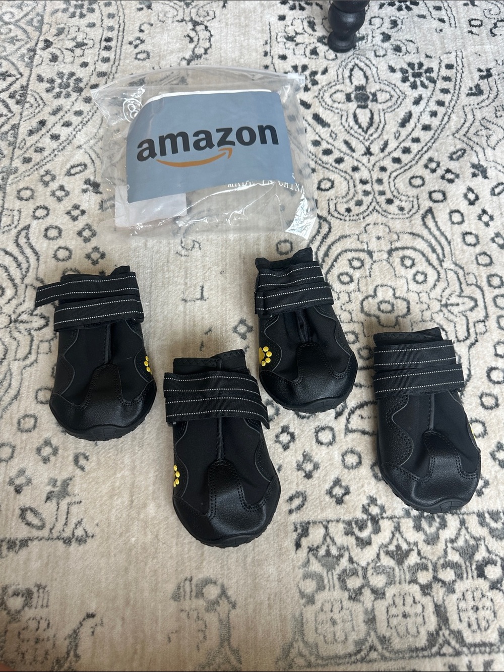 NWT Amazon Black Waterproof Dog Boots with Reflective Straps